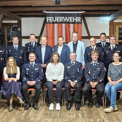Einige_Kameraden_der_Feuerwehren_der_Stadt_Hersbru-730x411.jpg
